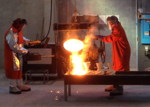 investment casting pouring in progress